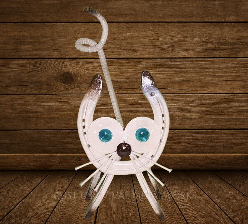 Siamese Horseshoe Cat